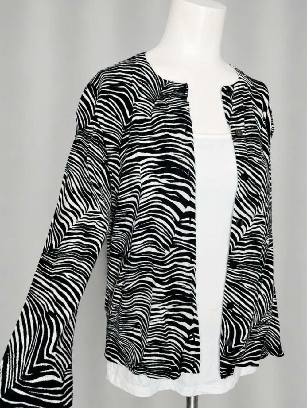 Ann Taylor‎ Zebra-Print Button Cardigan - Black & White